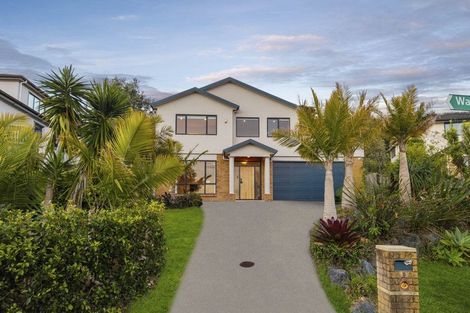 Photo of property in 1 Waldorf Crescent, Orewa, 0931
