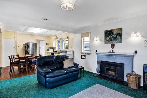 Photo of property in 1 Scotland Street, Patea, 4520