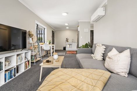 Photo of property in 207/17 Vialou Street, Hamilton Central, Hamilton, 3204