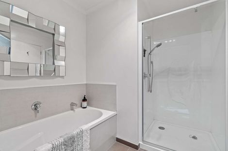 Photo of property in 8 Millbrook Drive, Waiuku, 2683