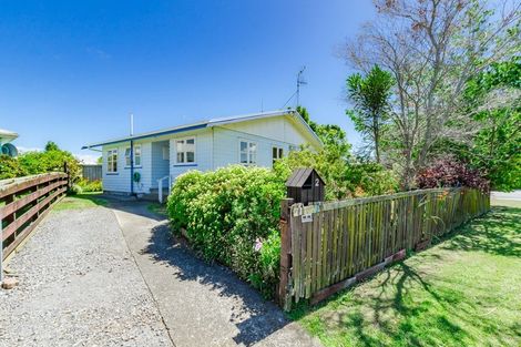 Photo of property in 2 Sunshine Avenue, Paraparaumu, 5032