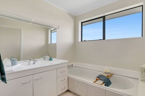 Photo of property in 36 Eskdale Road, Papakowhai, Porirua, 5024