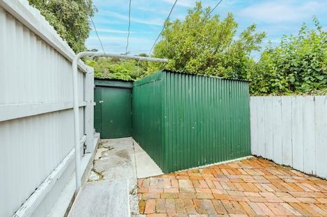Photo of property in 74 Royal Terrace, Dunedin Central, Dunedin, 9016