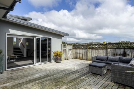 Photo of property in 26 Birdwood Avenue, Moturoa, New Plymouth, 4310