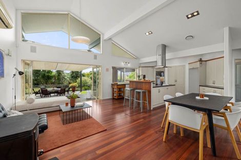 Photo of property in 17 Riddell Road, Kerikeri, 0230