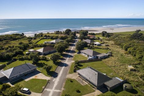 Photo of property in 2 Larsen Street, Cape Foulwind, Westport, 7892
