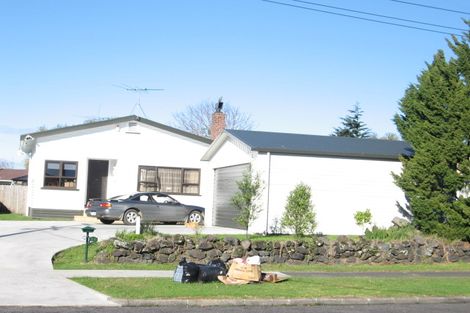 Photo of property in 36 Halsey Road, Manurewa, Auckland, 2102