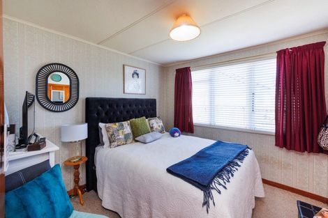 Photo of property in 2 Rochester Street, Awapuni, Palmerston North, 4412