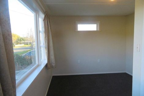 Photo of property in 139 Reynolds Street, Taita, Lower Hutt, 5011