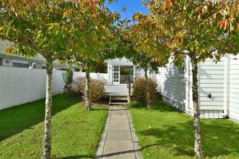 Photo of property in 77 The Circle, Manly, Whangaparaoa, 0930