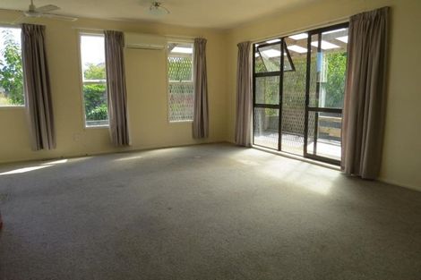 Photo of property in 57 Mazengarb Road, Paraparaumu Beach, Paraparaumu, 5032