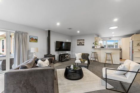 Photo of property in 16 Riverton Terrace, Halswell, Christchurch, 8025