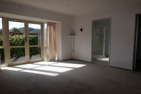 Photo of property in 9 Cabernet Close, Paraparaumu, 5032