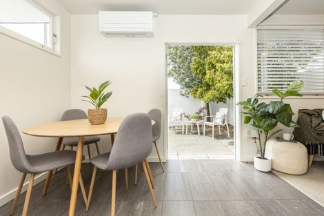 Photo of property in 138a Charles Street, Westshore, Napier, 4110