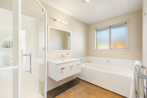 Photo of property in 10 Henderson Drive, Alexandra, 9320