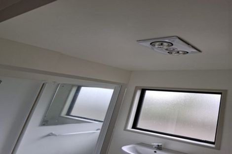 Photo of property in 7a Abel Tasman Avenue, Henderson, Auckland, 0610