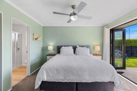 Photo of property in 17 Eyrewell Road, Pegasus, 7612