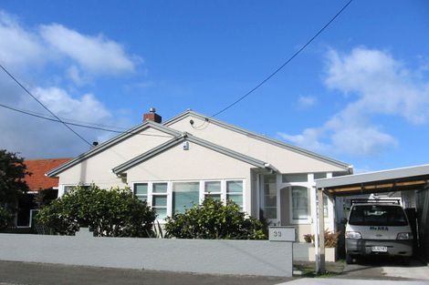 Photo of property in 33 East Street, Petone, Lower Hutt, 5012