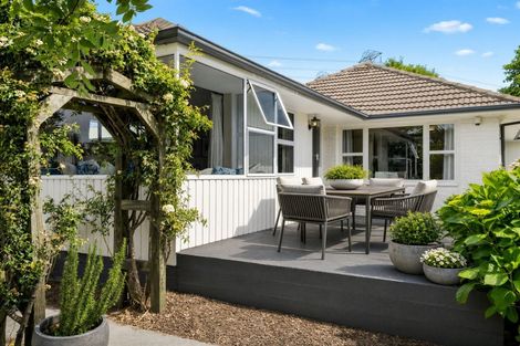 Photo of property in 9 Arlington Street, Burnside, Christchurch, 8053