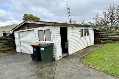 Photo of property in 24 Suzanne Grove, Kelvin Grove, Palmerston North, 4414