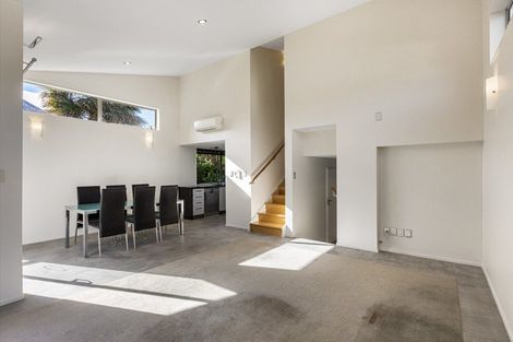 Photo of property in 70a Verran Road, Birkdale, Auckland, 0626