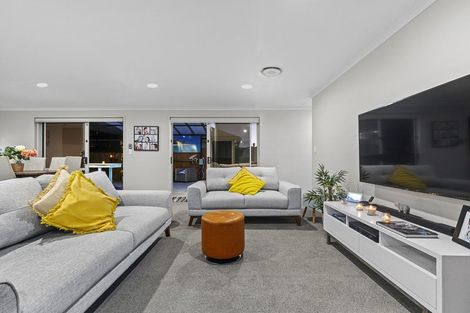 Photo of property in 69 Bert Wall Drive, Omokoroa, 3114