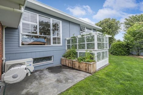 Photo of property in 8 Muir Avenue, Halswell, Christchurch, 8025