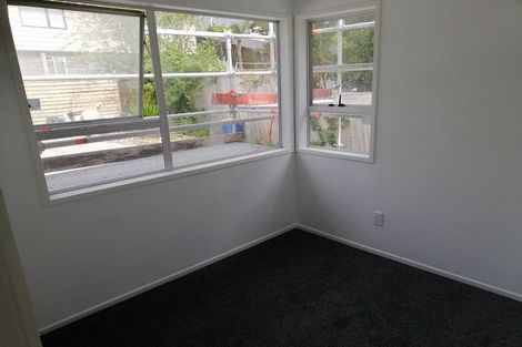 Photo of property in 20 Malmo Place, Massey, Auckland, 0614