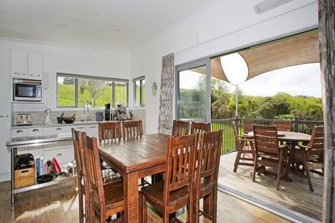 Photo of property in 332a Karaka Road, Karaka, Drury, 2578