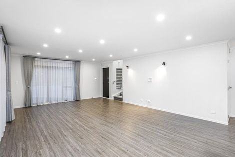 Photo of property in 26 The Enclave, Totara Heights, Auckland, 2105