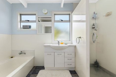 Photo of property in 6 Glen Isla Place, Waihi Beach, 3611