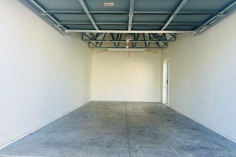 Photo of property in 10 Bellbird Street, Papakura, 2110
