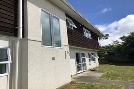 Photo of property in 8 Aintree Grove, Churton Park, Wellington, 6037