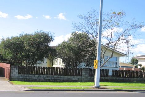 Photo of property in 102 Boundary Road, Clover Park, Auckland, 2019