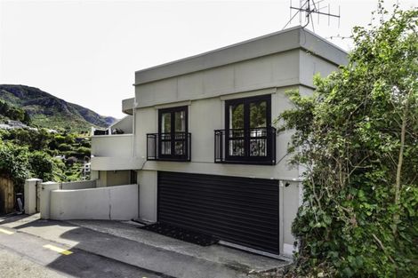 Photo of property in 2a Ticehurst Terrace, Lyttelton, 8082