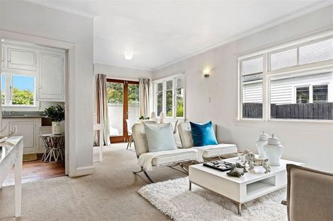 Photo of property in 1/13 Lansbury Avenue, Strowan, Christchurch, 8052