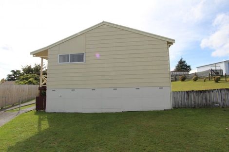 Photo of property in 5 Banbury Place, Tokoroa, 3420