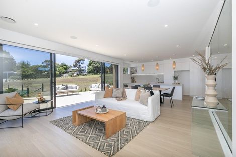 Photo of property in 5 Rangitahi Road, Raglan, 3225