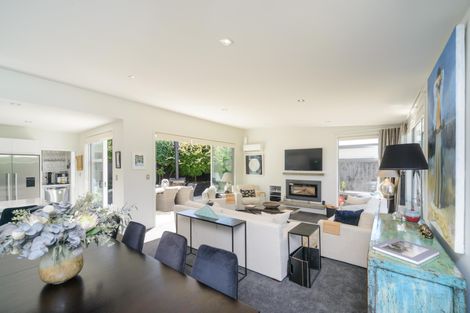 Photo of property in 16a Hardie Street, Hokowhitu, Palmerston North, 4410