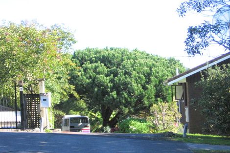Photo of property in 19 Goodwood Drive, Goodwood Heights, Auckland, 2105