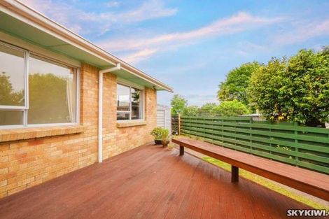 Photo of property in 103 Cascades Road, Pakuranga Heights, Auckland, 2010