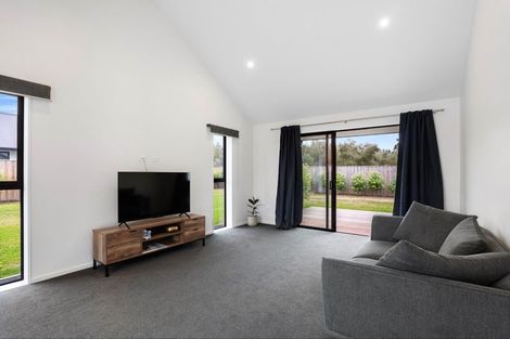 Photo of property in 12b Wykes Place, Amberley, 7410