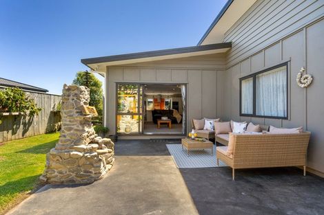 Photo of property in 7 Aqua Way, Paraparaumu, 5032