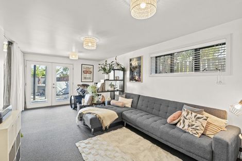 Photo of property in 106 Mount View Road, Bastia Hill, Whanganui, 4500