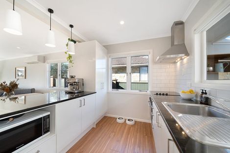 Photo of property in 1/18 Strid Road, Te Atatu South, Auckland, 0610