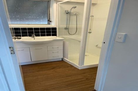 Photo of property in 1/29 Lane Road, Weymouth, Auckland, 2103