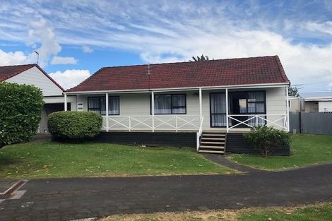 Photo of property in 1/18 Waiari Road, Conifer Grove, Takanini, 2112