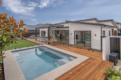 Photo of property in 2 Canter Lane, Aidanfield, Christchurch, 8025