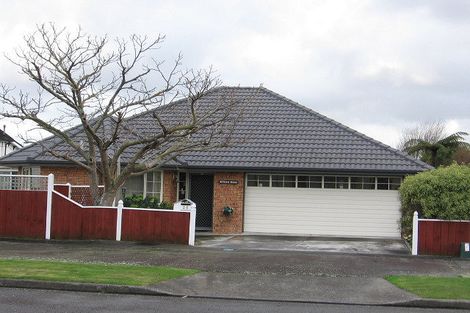 Photo of property in 25 Stewart Crescent, Hokowhitu, Palmerston North, 4410