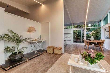 Photo of property in 68 Simla Avenue, Havelock North, 4130